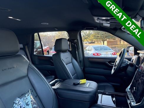 Used 2025 GMC Yukon Denali image 12