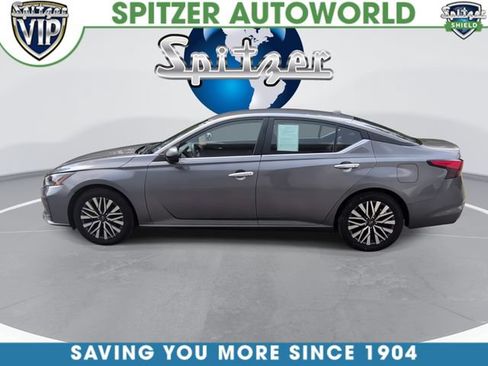 Used 2024 Nissan Altima 2.5 SV FWD image 7