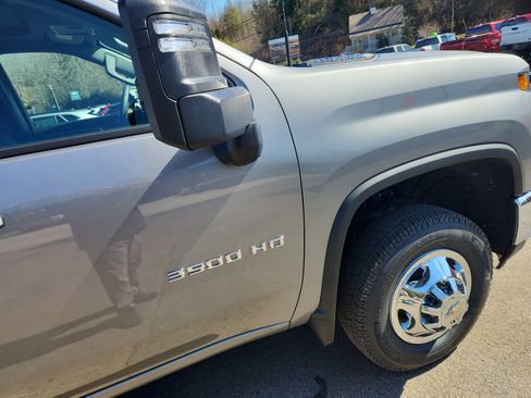 New 2026 Chevrolet Silverado 3500 LT w/ Convenience Package image 23