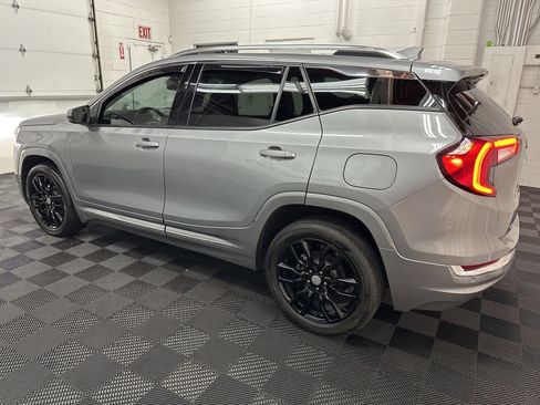 Used 2024 GMC Terrain Denali w/ Denali Premium Package image 6