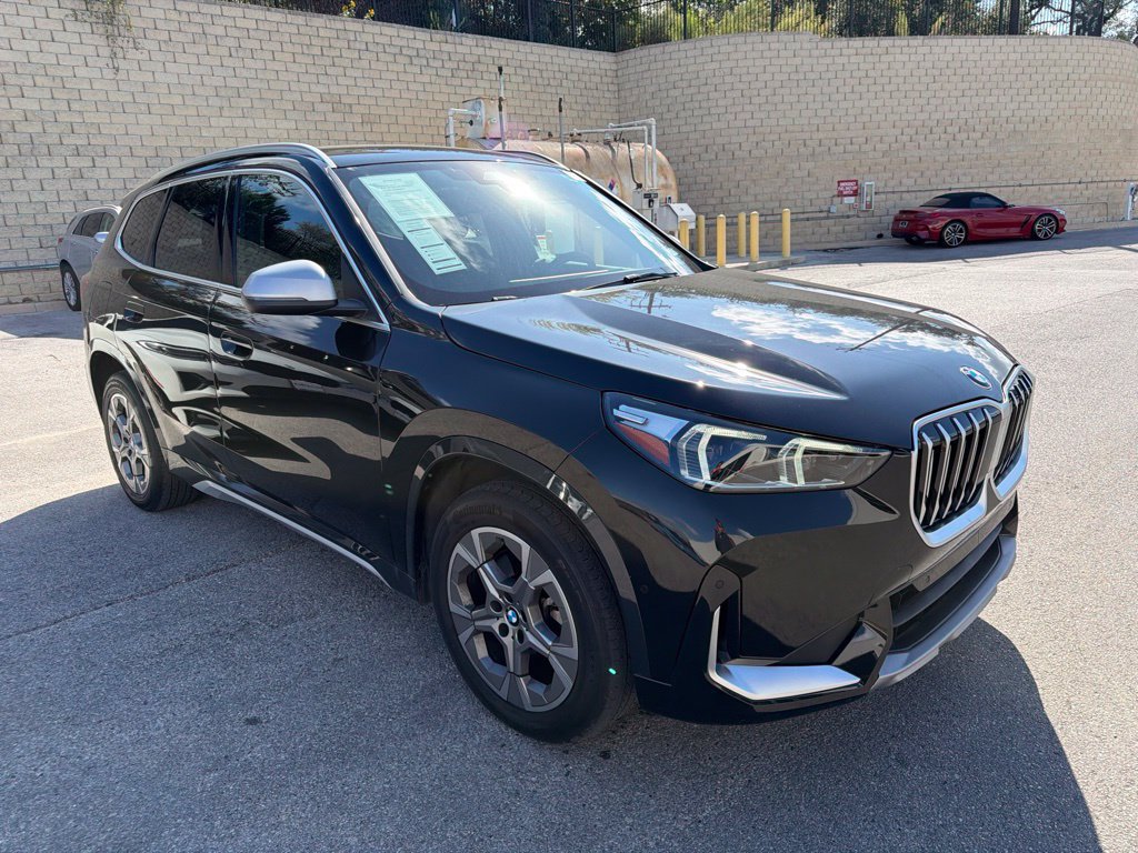 Certified 2023 BMW X1 xDrive28i w/ Convenience Package AWD/4WD image 4