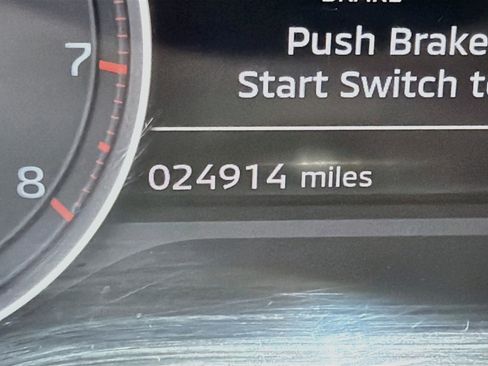 Used 2025 Mitsubishi Outlander SE AWD/4WD image 19