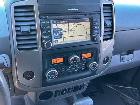Used 2019 Nissan Frontier SL RWD image 30