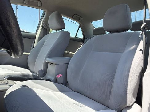 Used 2011 Toyota Corolla LE FWD image 8