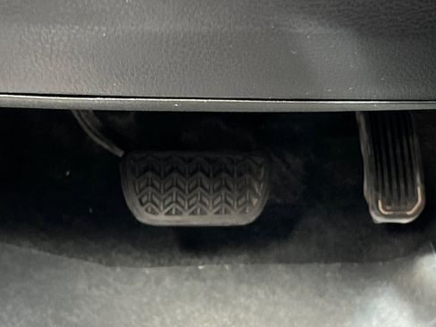 Certified 2022 Toyota Tacoma SR image 34