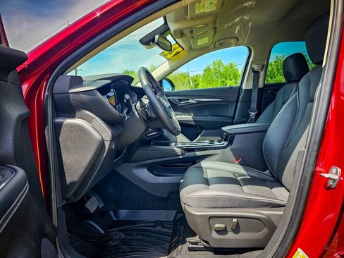Used 2023 Buick Envision Essence AWD/4WD image 13