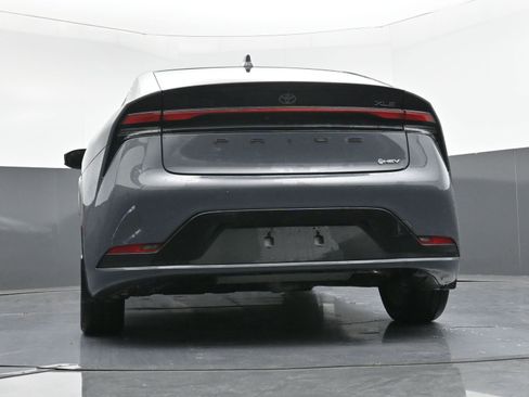 Used 2024 Toyota Prius XLE image 25