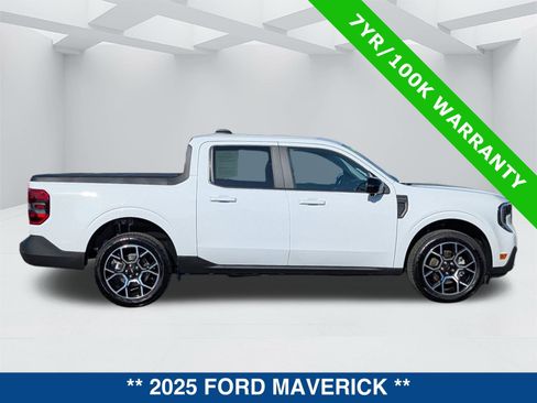 Certified 2025 Ford Maverick Lariat w/ 4K Tow Package image 3