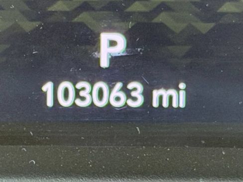 Used 2018 Jeep Wrangler Unlimited Sahara AWD/4WD image 26