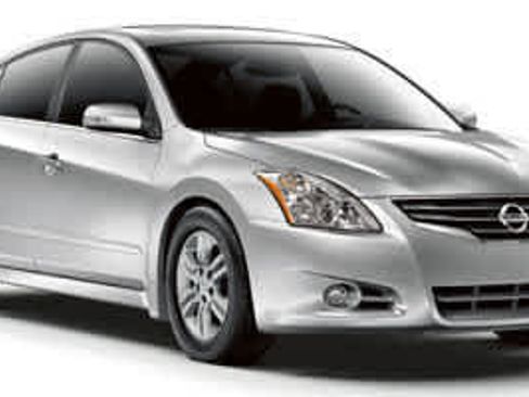 Used 2012 Nissan Altima 2.5 S FWD image 1