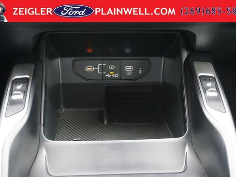 Used 2024 Kia Sorento S FWD image 21