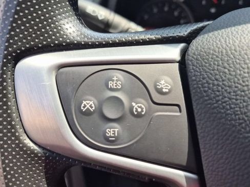 Used 2023 GMC Terrain SLE w/ Driver Convenience Package FWD image 19