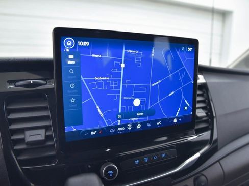 Used 2023 Ford Transit 350 XLT image 17