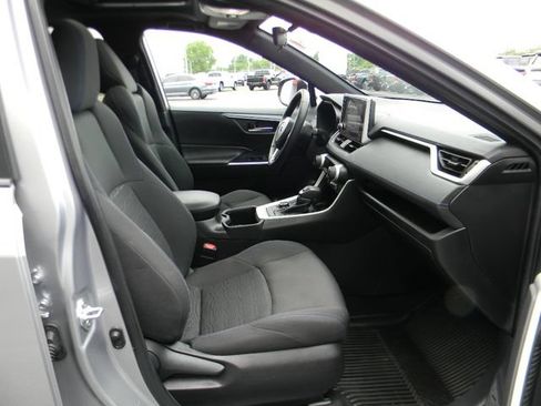 Used 2023 Toyota RAV4 SE w/ Convenience Package AWD/4WD image 26