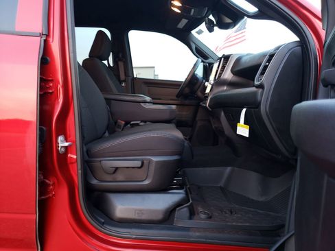 New 2026 RAM 2500 Tradesman AWD/4WD image 19