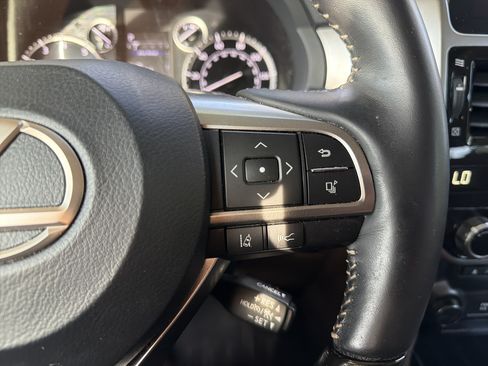 Certified 2023 Lexus GX 460 Premium w/ Premium Package AWD/4WD image 20