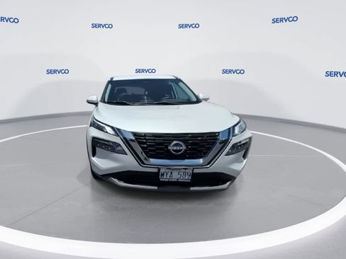 Used 2023 Nissan Rogue SV FWD image 3