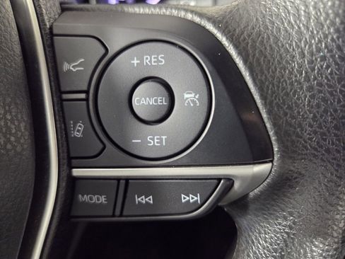 Used 2023 Toyota Camry LE FWD image 17