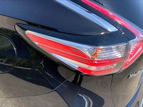 Used 2016 Nissan Murano SL w/ SL Technology Package FWD image 28