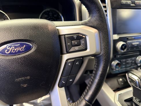 Used 2015 Ford F150 Lariat w/ Equipment Group 502A Luxury image 17