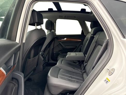 Used 2023 Audi Q5 2.0T Premium Plus image 11