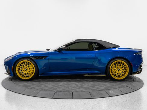 Used 2023 Aston Martin DBS Coupe RWD image 72