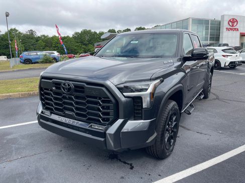 New 2026 Toyota Tundra Limited AWD/4WD image 3