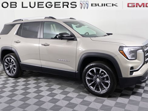 New 2026 GMC Terrain Elevation w/ Elevation Premium Package FWD image 2