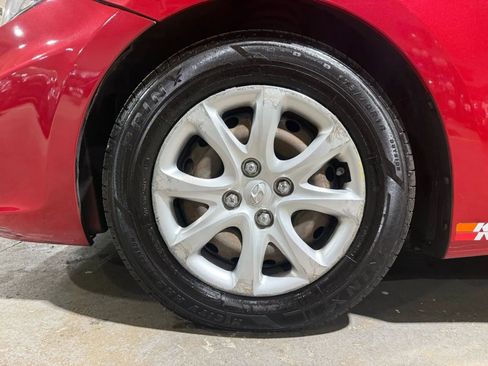 Used 2014 Hyundai Accent GLS FWD image 16