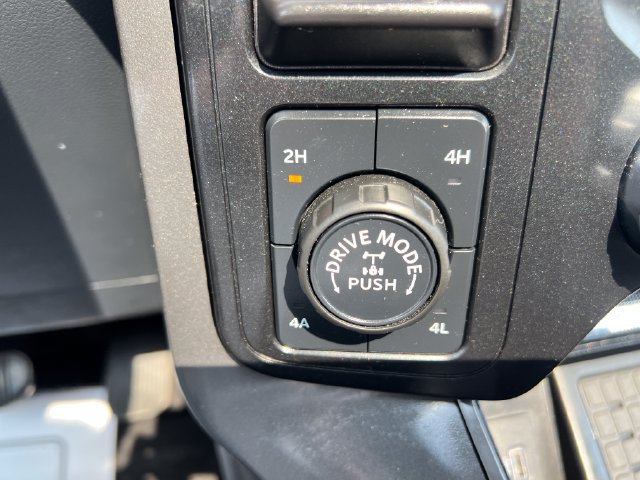 Used 2024 Ford F150 Lariat w/ Equipment Group 502A High AWD/4WD image 33