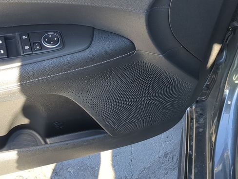 Used 2023 Kia Forte GT-Line image 15