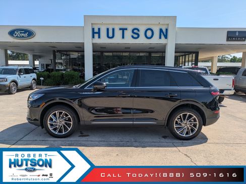 New 2025 Lincoln Corsair FWD w/ Equipment Group 101A image 1