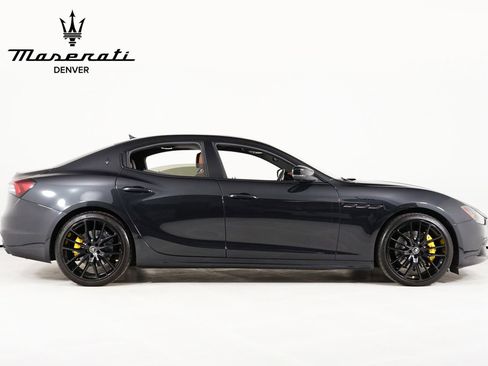 Used 2023 Maserati Ghibli Modena Q4 AWD/4WD image 9