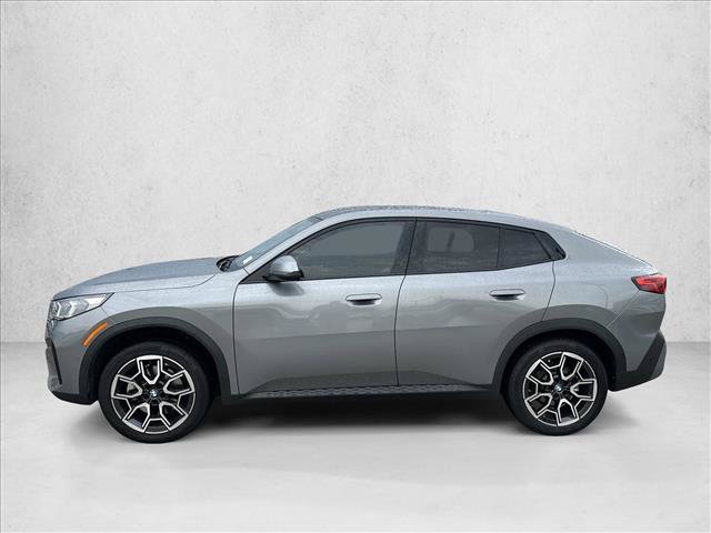 Used 2026 BMW X2 xDrive28i AWD/4WD image 8