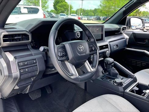 Used 2025 Toyota 4Runner SR5 image 16