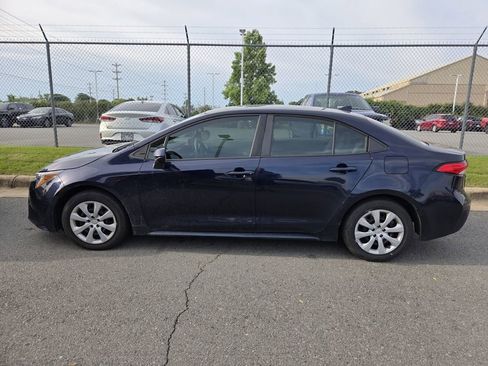 Used 2022 Toyota Corolla LE FWD image 5