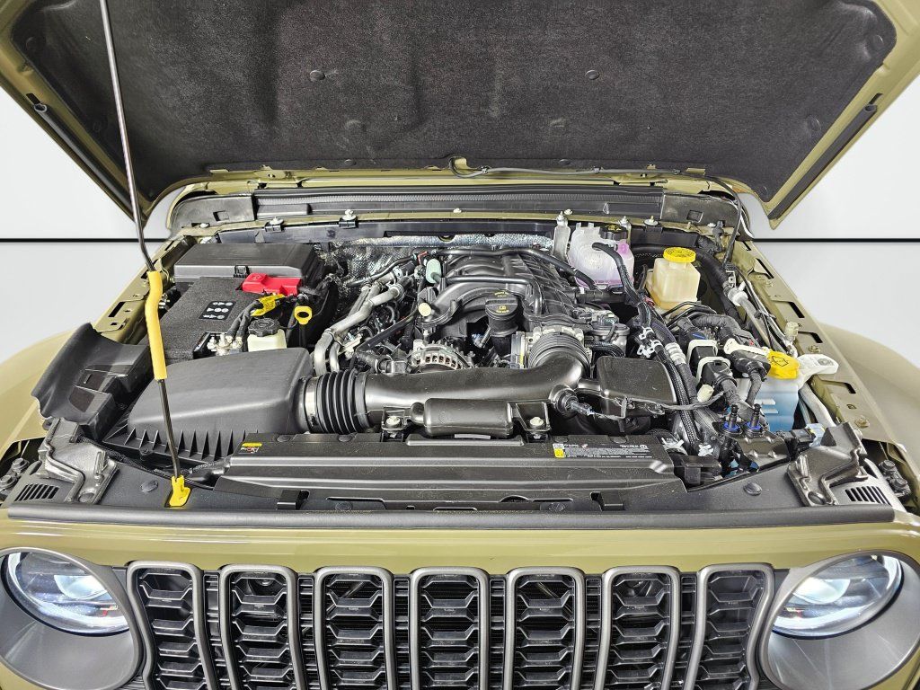 New 2026 Jeep Gladiator Sport AWD/4WD image 14