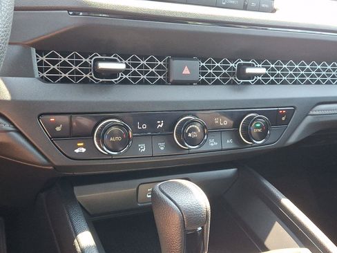 Used 2025 Honda Accord SE image 16