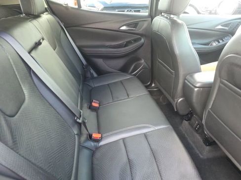 Used 2023 Buick Encore GX Essence w/ Experience Buick Package image 11