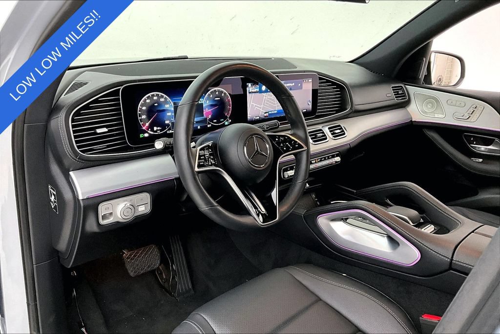 Used 2025 Mercedes-Benz GLS 450 4MATIC image 16