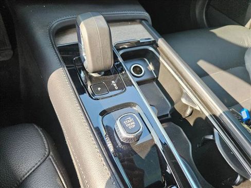 Used 2023 Volvo S90 B6 Plus AWD/4WD image 19