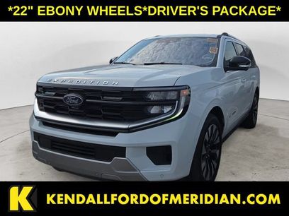 Used 2025 Ford Expedition Platinum w/ Driver's Package