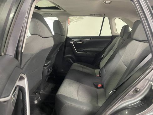 Used 2021 Toyota RAV4 XLE w/ Convenience Package AWD/4WD image 21