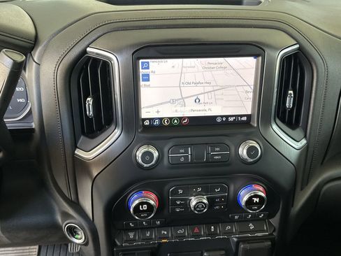 Used 2022 GMC Sierra 2500 AT4 w/ AT4 Preferred Package image 26