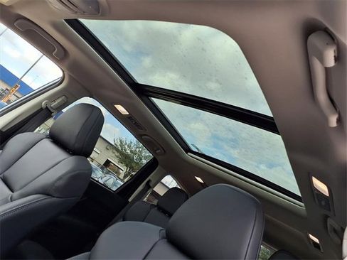 New 2026 Subaru Ascent Limited image 8