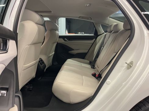 Used 2019 Honda Accord EX-L image 32