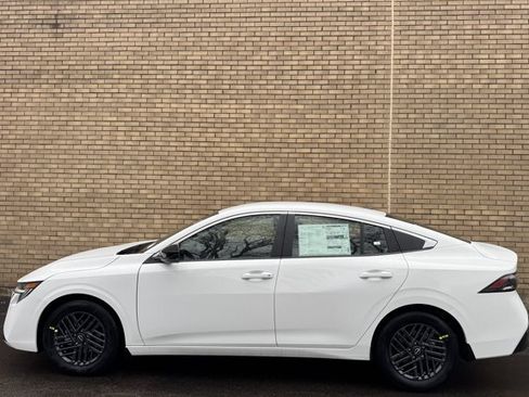 New 2026 Nissan Sentra SV w/ SV Convenience Package FWD image 26