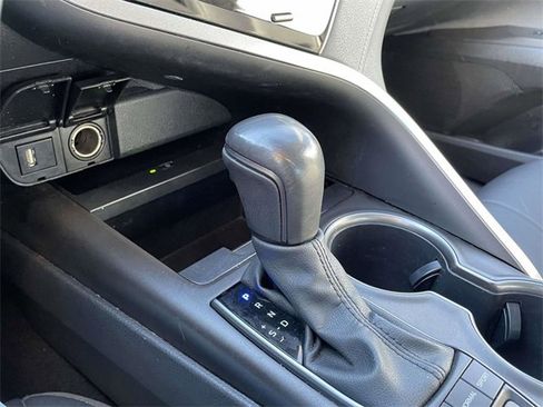 Used 2024 Toyota Camry XSE image 29
