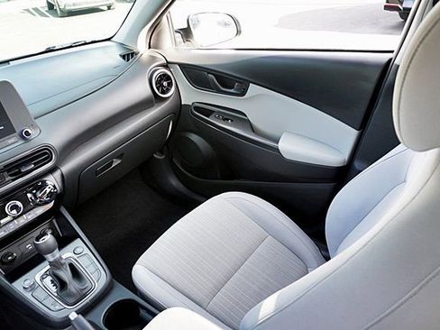 Certified 2023 Hyundai Kona SEL AWD/4WD image 21