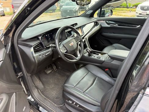 Used 2020 Cadillac XT6 Premium Luxury AWD/4WD image 10